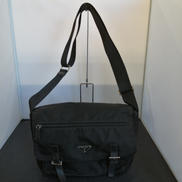 ナイロンショルダーバッグ|PRADA