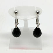 イヤリング（黒石）|K18WG