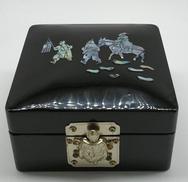 アクセサリーケース|-