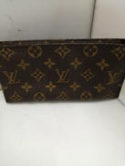 バケット付属ポーチ|LOUIS VUITTON