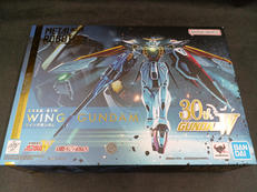 ウイングガンダム|BANDAI