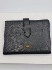 二つ折り財布|CELINE
