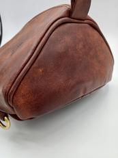 【美品】RYU レザー ボディバッグ 本革 生産終了品 中古・古着通販】RYU (リュウ) SQUARE BODY BAG レザーボディバッグ