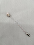 Ｋ１４ＷＧピンブローチ|宝石付きブローチ