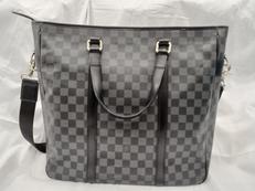 ダミエグラフィット　タダオ|LOUIS VUITTON