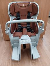 リヤチャイルドシート|BRIDGESTONE