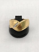 Ｋ１８ＰＴ900コンビリング|宝石付きリング