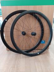 前後ホイール|ROVAL