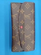 ポルトフォイユ・エミリー|LOUIS VUITTON