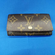 ミュルティクレ4|LOUIS VUITTON