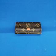 ピモン ミュルティクレ4|LOUIS VUITTON