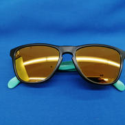 キッズ用サングラス|OAKLEY