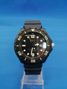 ソーラー電波腕時計|Q&Q