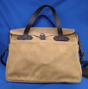 メッセンジャーバッグ|FILSON