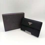 三つ折り財布|PRADA