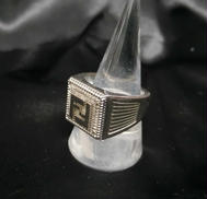 ロゴリング|FENDI