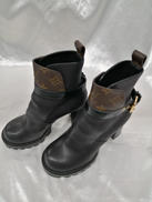 スタートレイル・ライン　アンクルブーツ|LOUIS VUITTON