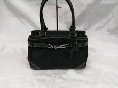 シグネチャーハンドバッグ|COACH