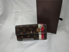 モノグラム・グルーム ポルトフォイユ・サラ・ベルボーイ ルー|LOUIS VUITTON