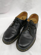ホールシューズ|DR.MARTENS