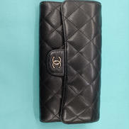 キャビアスキンマトラッセ長財布|CHANEL