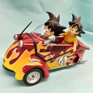 フィギュア&カー 孫悟空&孫悟天|BANPRESTO