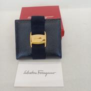 ヴァラ 二つ折り財布|SALVATORE FERRAGAMO