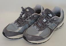 2002R|NEW BALANCE