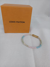 ブラスレ・キープイット|LOUIS VUITTON