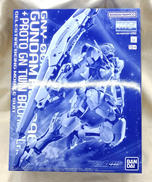 MG 1/100 ガンプラ|BANDAI