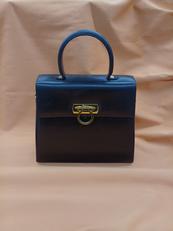 AT-31 0536|フェラガモ