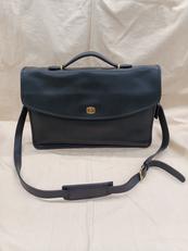 ショルダービジネスバック|COACH