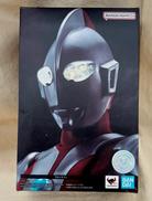 S.H.FIGUARTS ウルトラマン|BANDAI