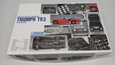 1/24トライアンフTR3