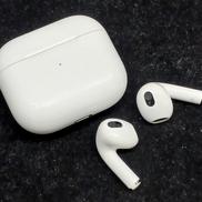 AIRPODS 第3世代|APPLE