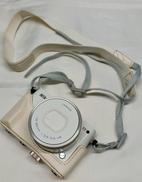 ミラーレス一眼|NIKON