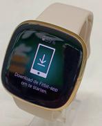 スマートウォッチ|FITBIT