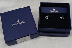 ピアス|SWAROVSKI
