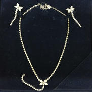 バタフライモチーフネックレス&イヤリング|SWAROVSKI