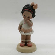 可愛いリボンの女の子|マーベル・ルーシー・アトウェル