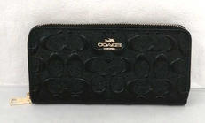 COACH エンボス加工ロングウォレット|COACH