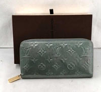 LOUIS VUITTON モノグラム ヴェルニ ジッピー|LOUIS VUITTON