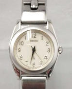 SEIKO LUKIA クォーツ腕時計|SEIKO