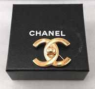 CHANEL ブローチ　ターンロック|CHANEL