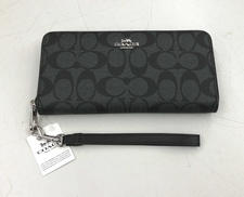 ラウンドファスナー長財布|COACH