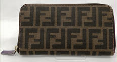 ズッカ柄　ラウンドジップウォレット|FENDI
