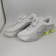 ナイキ ショックス R4|NIKE