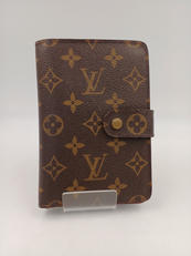 ポルト・パピエ・ジップ パスケース付き 二つ折り財布|LOUIS VUITTON