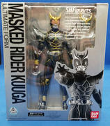 仮面ライダークウガ　アルティメットフォーム|BANDAI