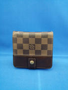 コンパクト・ジップ|LOUIS VUITTON